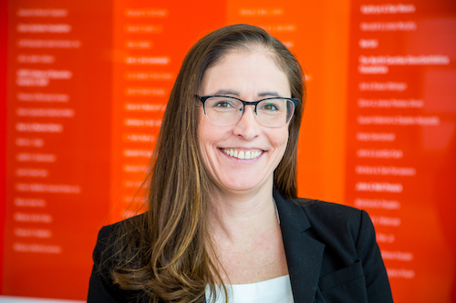 Erin Huggins headshot